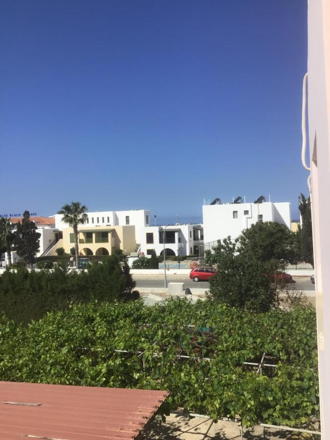 King Philips Apartment Paphos Ngoại thất bức ảnh